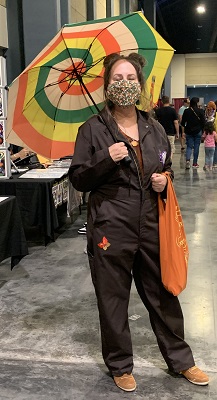 Sherry R in Kaylee Frye brown coverall cosplay