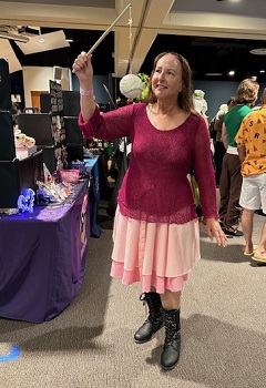 Sherry R cosplay as River Tam - with updated skirt
