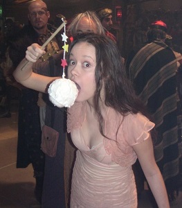 Summer Glau backstage as River Tam, with ice planet