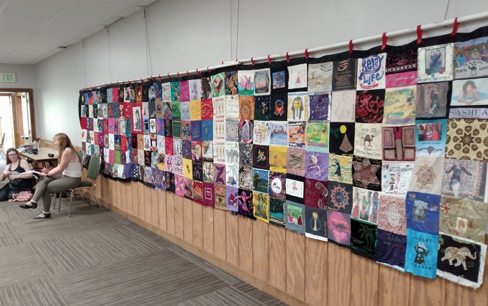 the full Oasis Dance Camp friendship quilt